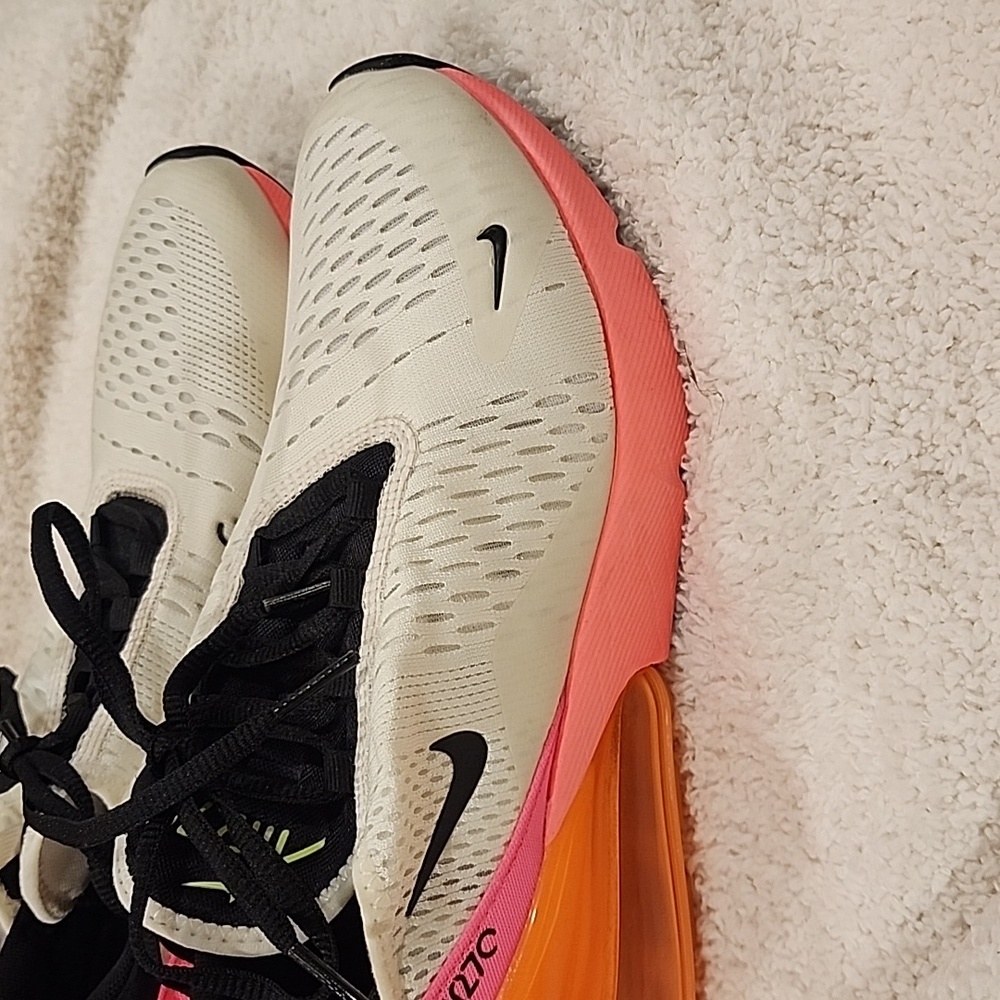 Nike Women's Air Max 270 in Pink and Orange Sz. 8 Preloved Ex Condition - Picture 5 of 5